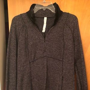 Lululemon long sleeve pullover